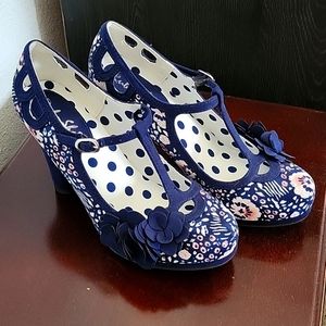 Ruby Shop size 38 (7) Pink and Blue heels